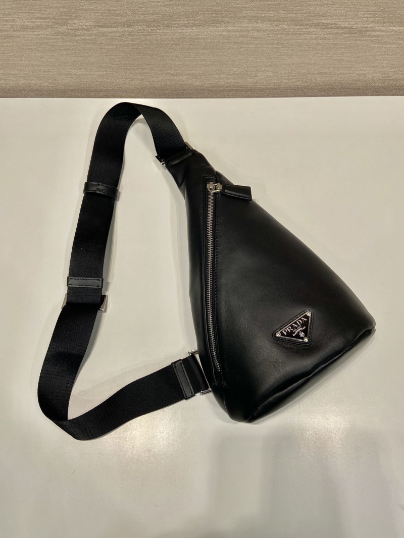 Pra*a waist chest packs